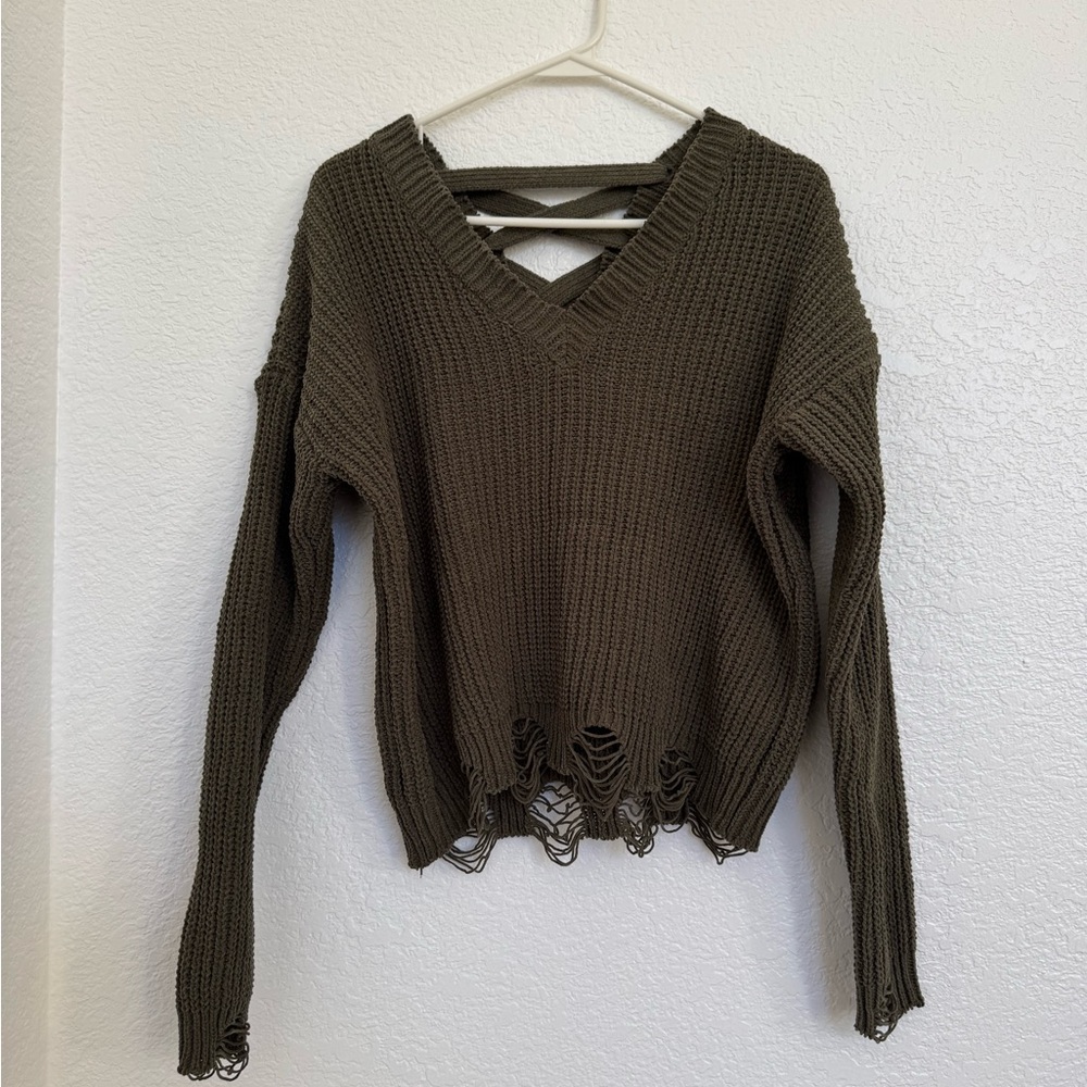 Planet Gold size M Olive Distressed V-Neck Sweater